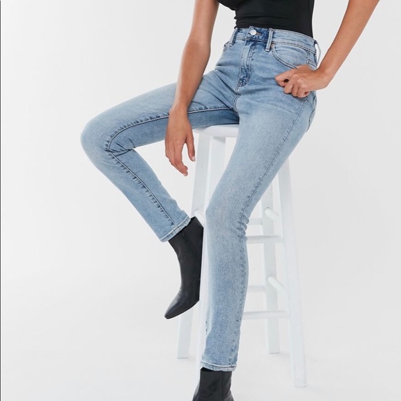 BDG twig high-rise light wash jeans - Picture 2 of 5